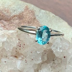 FACETED NEON BLUE APATITE 925 STERLING SILVER RING, SIZE 7